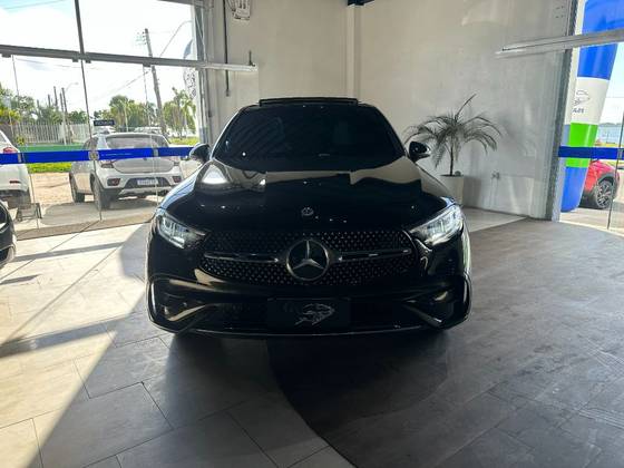 MERCEDES-BENZ GLC 300 2.0 MHEV AMG LINE COUPÉ 4MATIC 9G-TRONIC